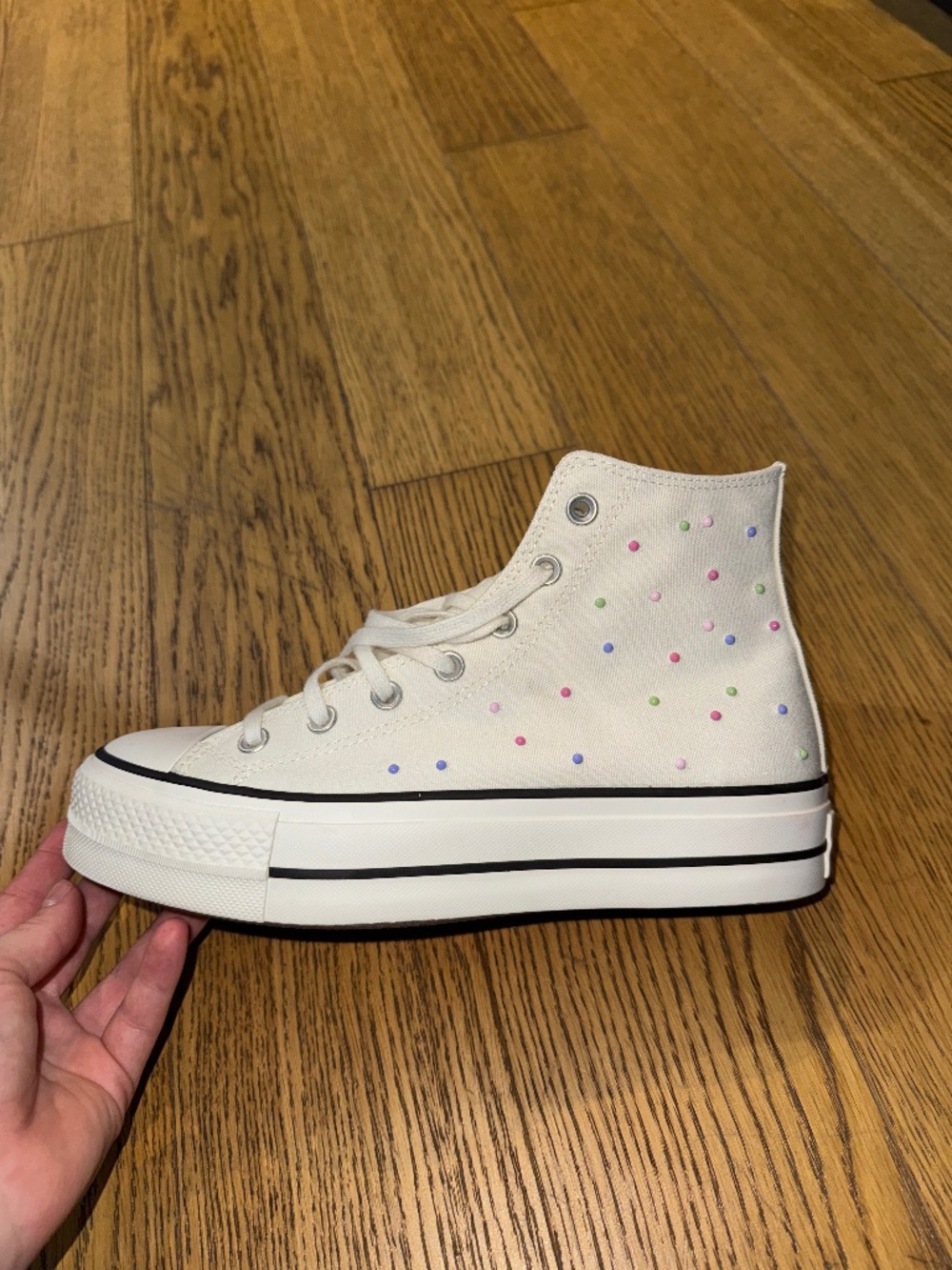 Converse Chuck Taylor All Star Lift Platform Mini Studs Women's 9 Egret